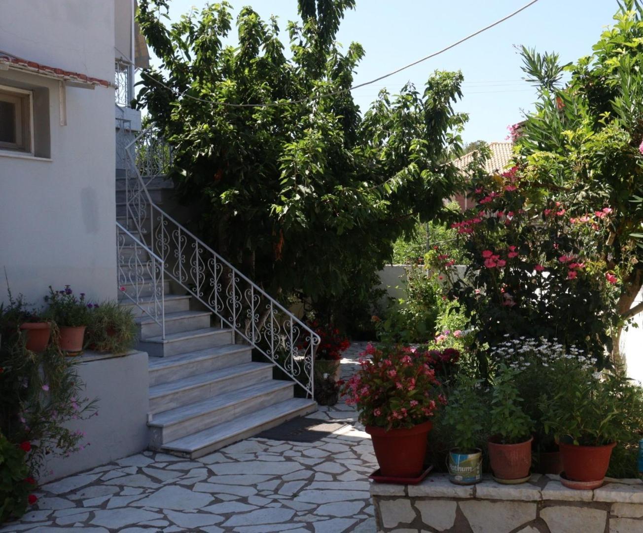 Kondilw Rooms Kalamítsi Dış mekan fotoğraf